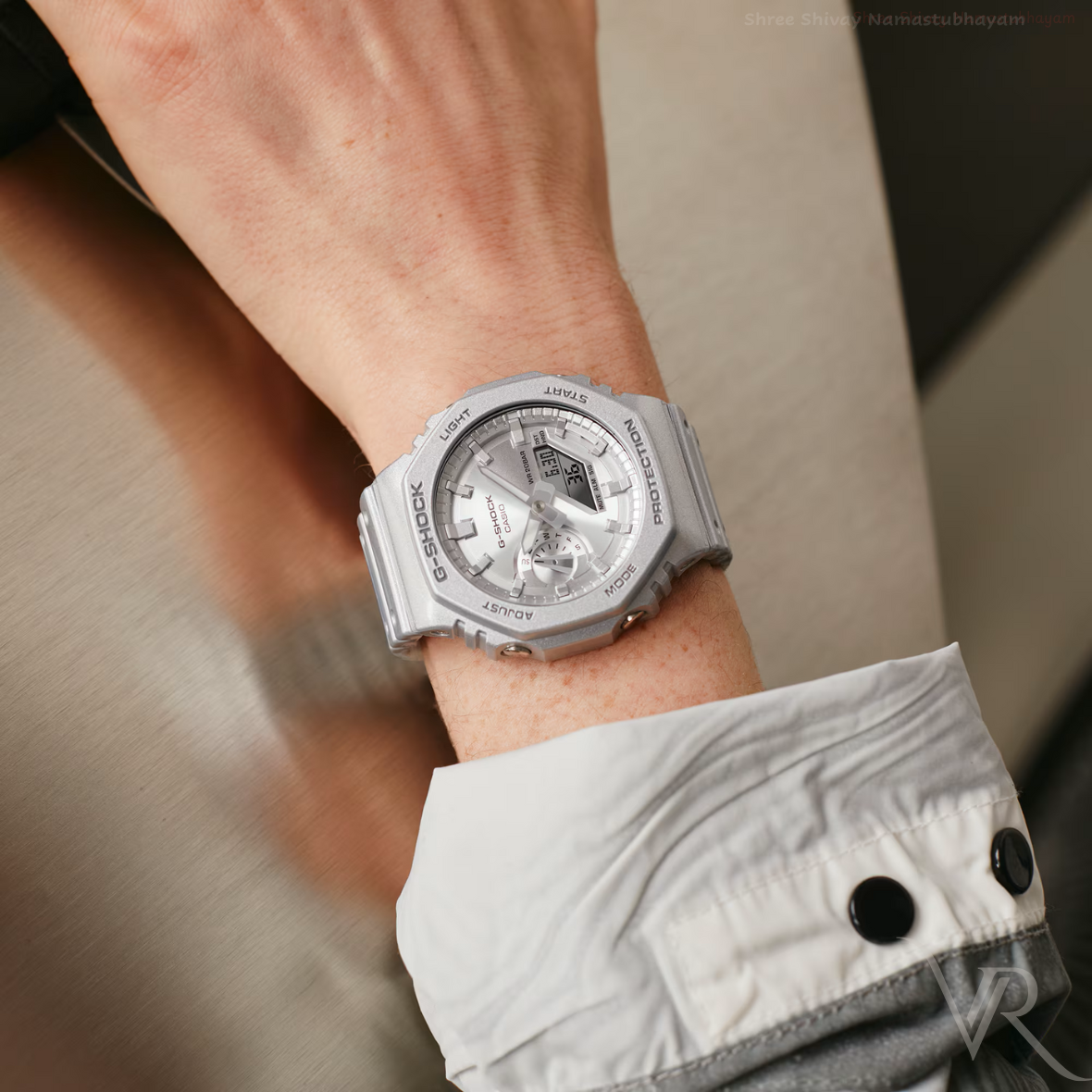 CA-121110157 White Watch.